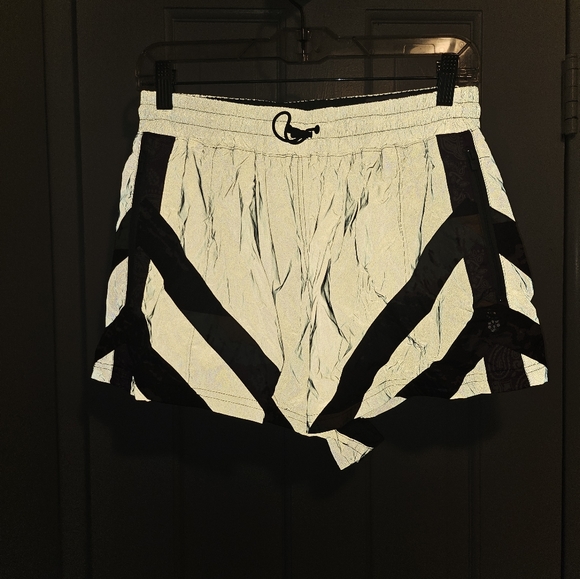 FREE PEOPLE reflective shorts - Picture 2 of 5